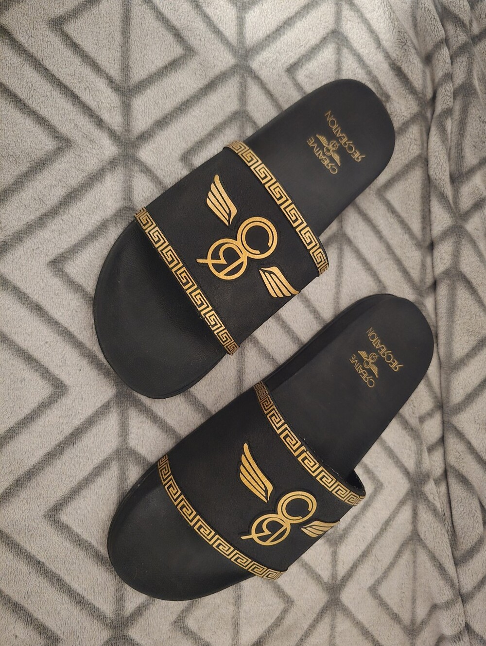 Beautiful flip flops - Picture 3 of 6
